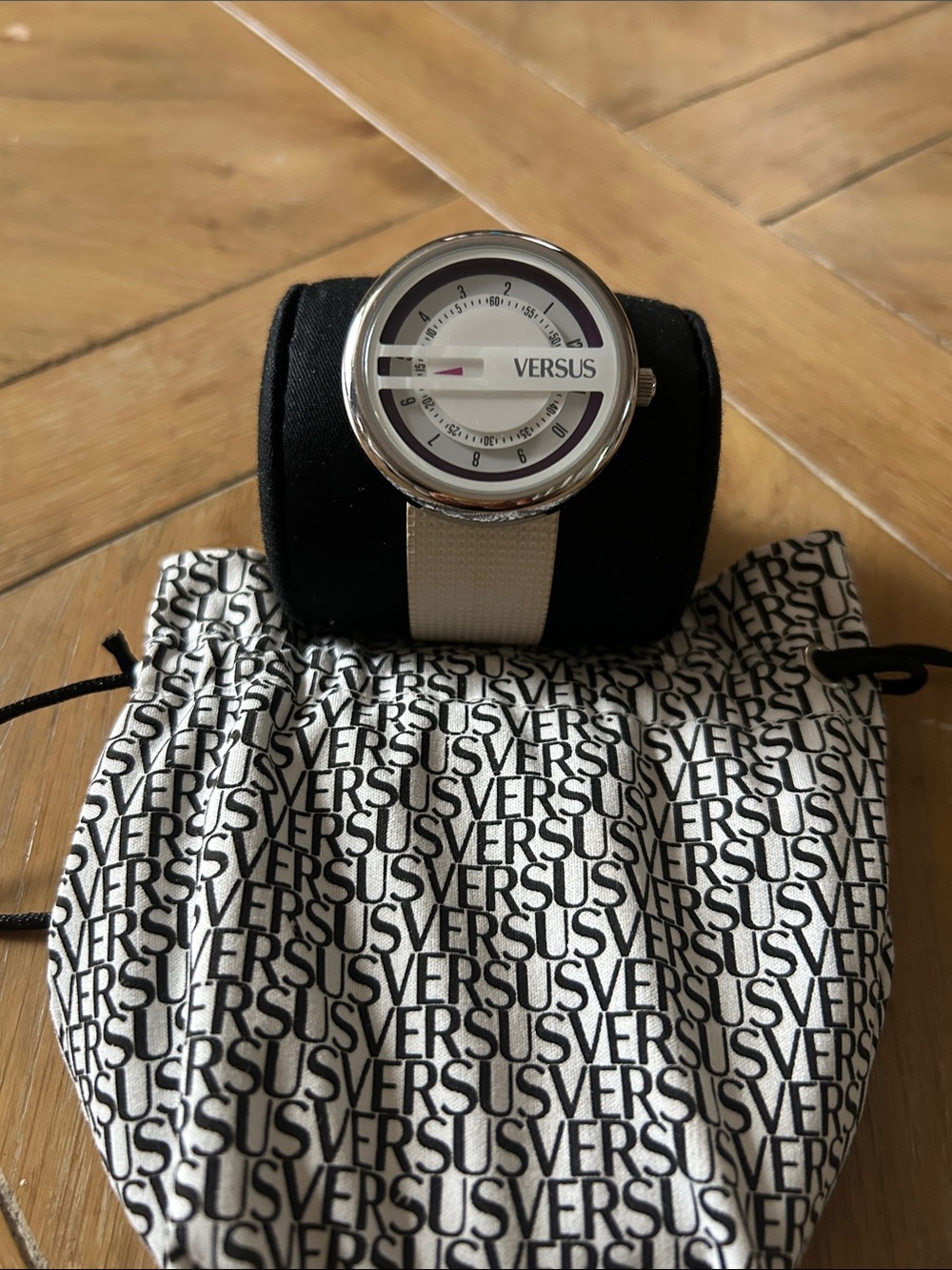 Versus Versace White and Silver Round Dial Women's Watch